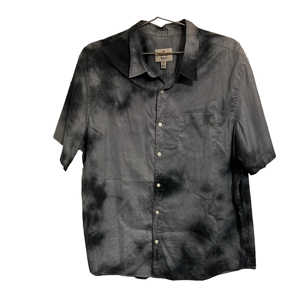 AMERICAN EAGLE OUTFITTERS Men's Short Sleeve Classic Fit XXL TTG button up shirt